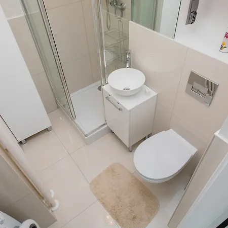 Shortstaypoland Chlodna Apartment Warsaw