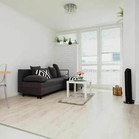 Shortstaypoland Chlodna Apartment *