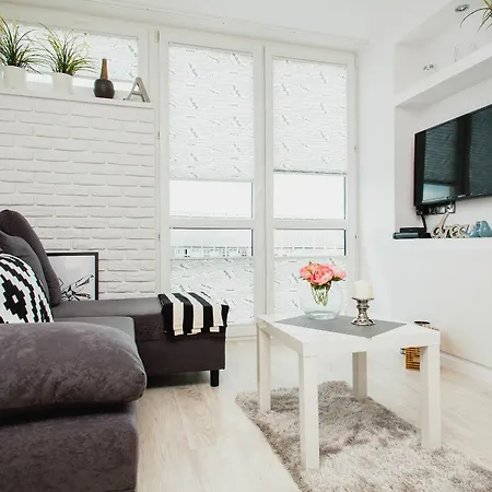 Shortstaypoland Chlodna Apartment