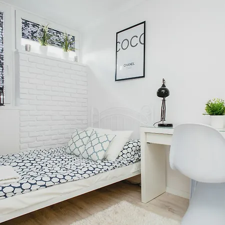Apartment Shortstaypoland Chlodna *