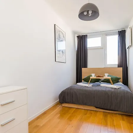 Apartment Shortstaypoland Chlodna